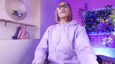 Katy online show from October 4, 3:15 am