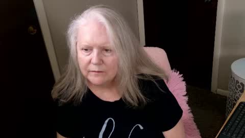 katy_nicole online show from June 24, 7:10 pm