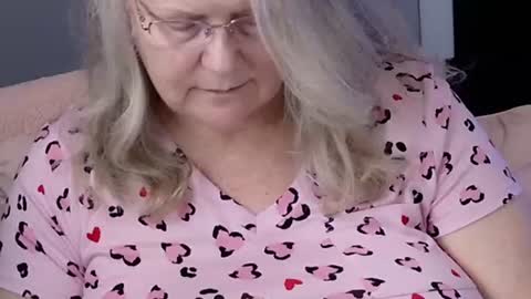 katy_nicole online show from June 8, 7:04 pm