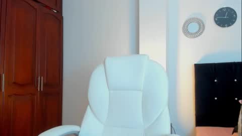 KATYAJHONSS online show from October 2, 10:30 pm