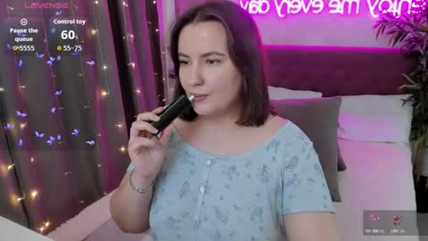 Kate online show from October 18, 6:17 am