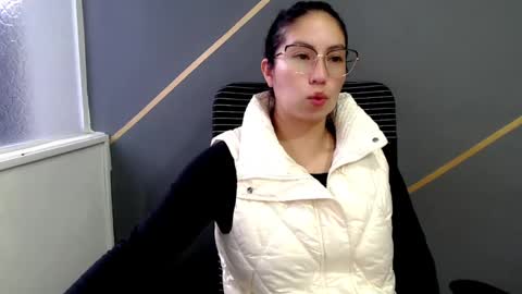 KATY online show from January 8, 11:43 am