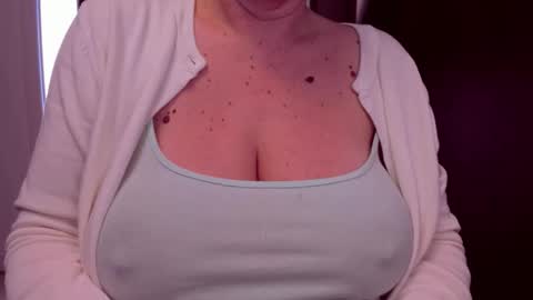 Katy online show from February 11, 6:50 am