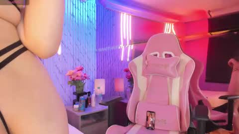 Katy Parisi online show from February 13, 5:49 pm