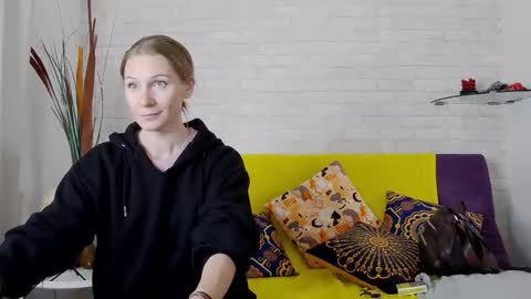 Katy online show from September 28, 9:18 am