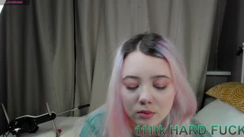 Snapshot of kawaii_yuki chatting on December 30, 1:04 am Yuki online show from December 30, 1:04 am