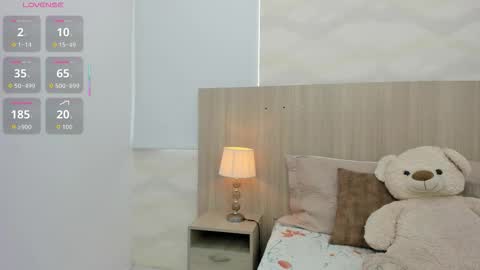   online show from October 7, 11:17 am