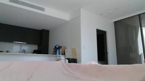 khaleesi online show from February 1, 10:44 pm