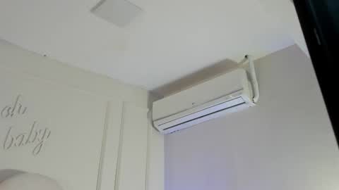 kaylachannell online show from January 18, 3:26 am