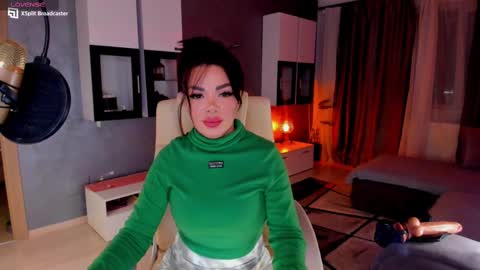 kaylee online show from February 13, 4:28 pm
