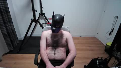 Neon online show from January 10, 5:51 pm