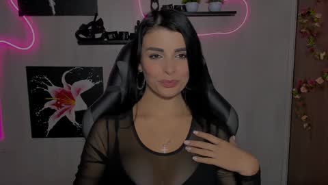 kayworl online show from December 10, 11:11 am