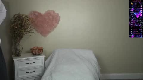 EliandKylie online show from February 16, 3:37 am