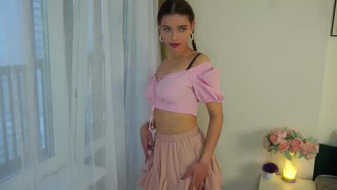 Lulu online show from February 8, 2:09 pm