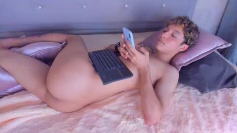 kei oliver online show from February 9, 3:34 pm