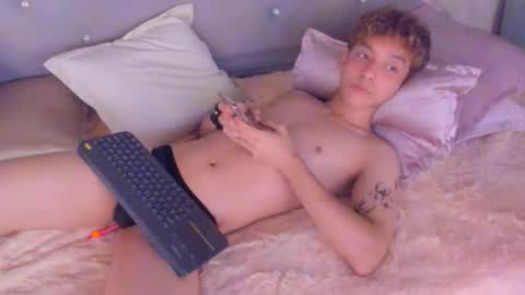 kei oliver online show from February 21, 12:17 pm