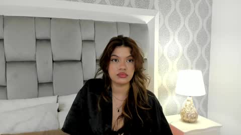 Keiira Fox online show from April 4, 11:50 am