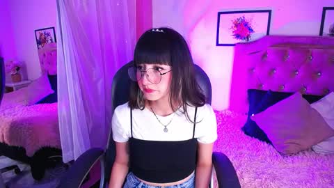    online show from March 5, 9:51 am