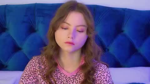 Keira online show from September 26, 6:16 pm