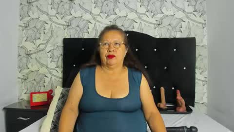   online show from December 1, 11:41 am