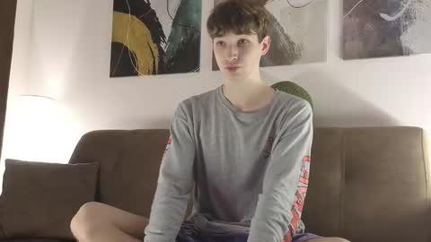 Mark online show from October 31, 7:47 pm