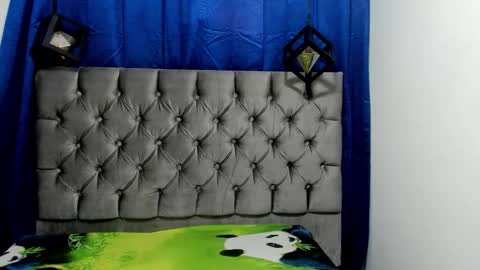 kelly_19_ online show from March 5, 6:39 pm