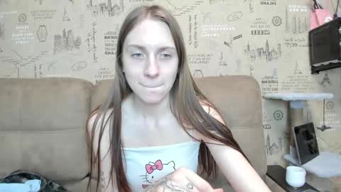 kelly_gerzikaaa online show from November 27, 4:42 am