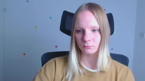 Kelly online show from October 4, 5:33 pm