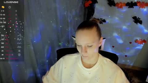 Kelly online show from October 21, 1:27 pm