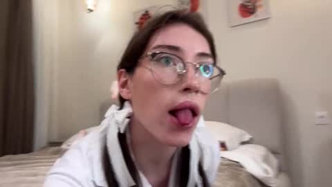 Kelly online show from September 19, 11:25 am