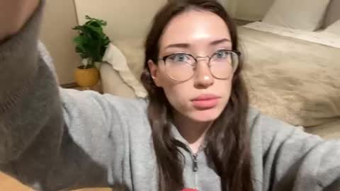 Kelly online show from September 29, 8:35 am