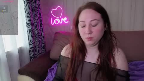 kellycrystall online show from May 11, 11:06 am
