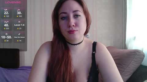 Snapshot of kellycrystall chatting on February 8, 10:29 am kellycrystall online show from February 8, 10:29 am