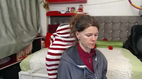 kelly online show from January 14, 1:19 pm