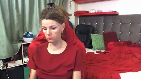 kelly online show from September 27, 10:29 pm