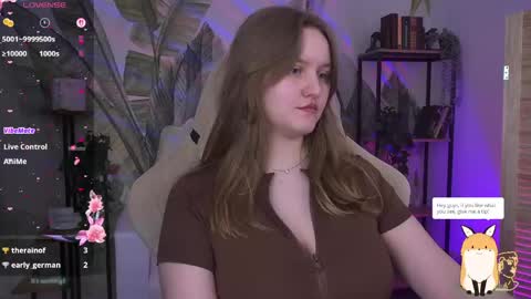 kelly online show from May 2, 9:04 am