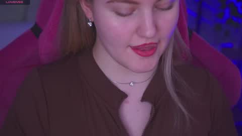 kelly online show from May 20, 9:05 am