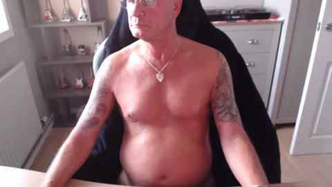 kellysomerset online show from June 23, 4:42 am