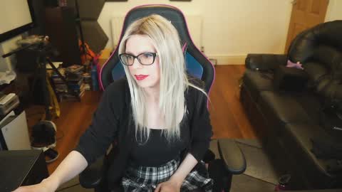 kelseycobalt online show from January 3, 1:59 am