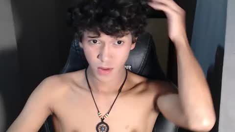 Snapshot of ken_bigcockxx chatting on September 20, 7:33 am Ken online show from September 20, 7:33 am