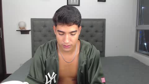 ken_blaker online show from December 3, 7:16 am