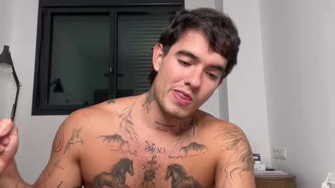 luis carlos esteban online show from October 13, 4:09 pm