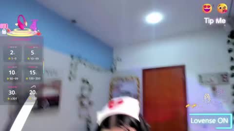 Carolina  online show from December 17, 3:19 pm