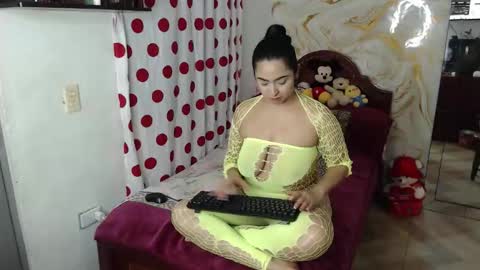 kendall  online show from March 4, 6:21 am