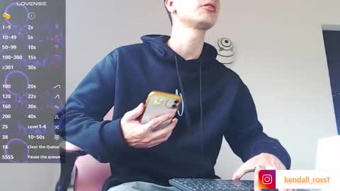 kendall ross online show from October 31, 4:51 pm