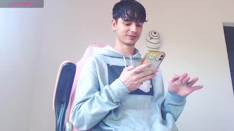 kendall ross online show from October 24, 3:46 pm