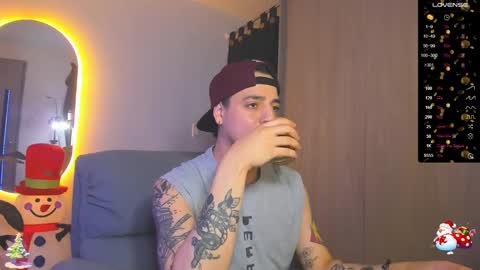 kendel_dimitri online show from December 4, 5:21 am