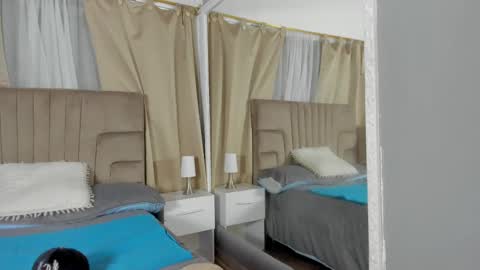 kendra and liam online show from October 8, 11:27 am