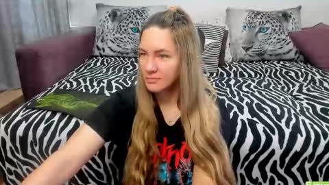 Kendra online show from September 24, 3:35 am