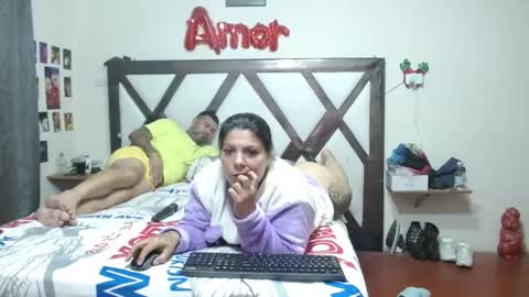 Kendra And Miller online show from November 21, 3:59 am